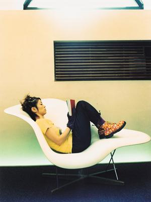 大阪の英国アンティーク家具の販売